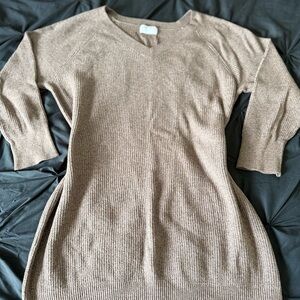 PrettyLittleThing Brown V-Neck Knit Sweater Dress